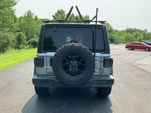 Used 2020 Jeep Wrangler Unlimited Sport AWD/4WD image 9