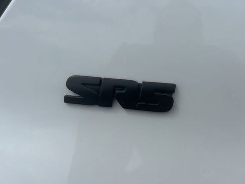 Used 2021 Toyota 4Runner SR5 AWD/4WD image 4
