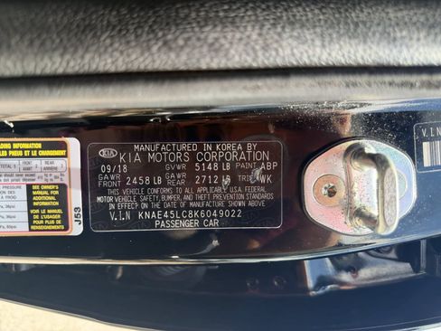 Used 2019 Kia Stinger GT1 AWD/4WD image 33