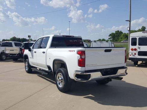Used 2023 Chevrolet Silverado 2500 W/T w/ WT Convenience Package image 9