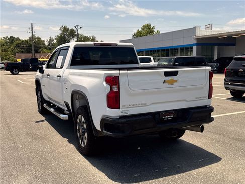 Used 2024 Chevrolet Silverado 2500 Custom w/ Custom Value Package AWD/4WD image 6