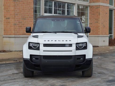 Used 2026 Land Rover Defender 110 X-Dynamic SE AWD/4WD image 5