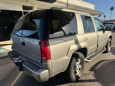 Used 2002 Cadillac Escalade 2WD image 5
