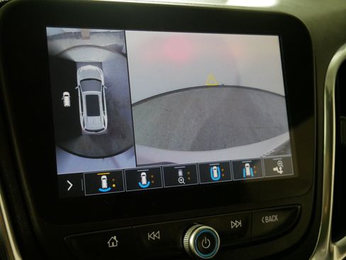 Used 2021 Chevrolet Equinox Premier AWD/4WD image 33