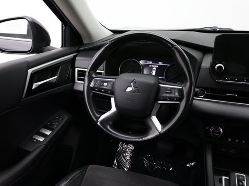 Used 2022 Mitsubishi Outlander SE FWD image 31