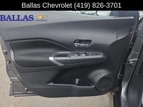 Used 2024 Nissan Kicks SV image 22