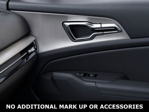 New 2026 Kia Sportage X-Line w/ X-Line Technology Package image 25