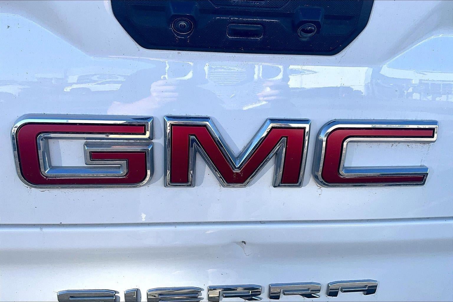 Used 2024 GMC Sierra 1500 AT4 AWD/4WD image 6