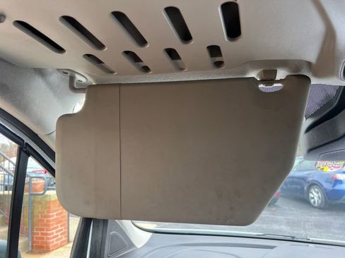 Used 2020 Ford Transit Connect XL image 34