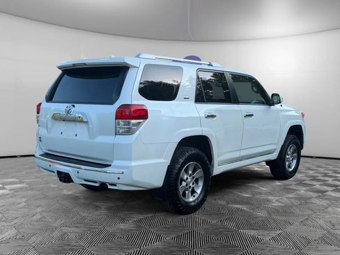 Used 2013 Toyota 4Runner SR5 w/ Premium Pkg AWD/4WD image 5