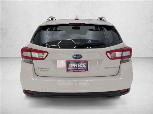 Used 2018 Subaru Impreza 2.0i Premium image 6