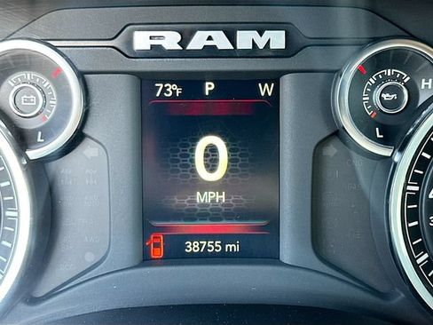 Used 2024 RAM 2500 Big Horn AWD/4WD image 13