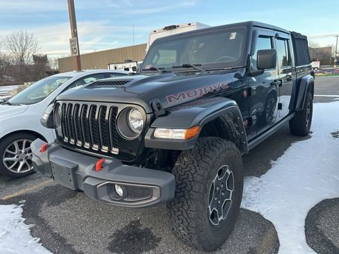Used 2022 Jeep Gladiator Mojave w/ Cold Weather Group image 3