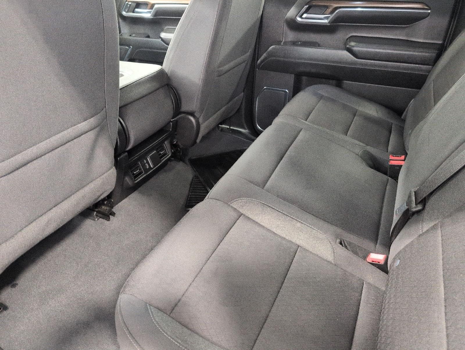 Used 2024 Chevrolet Silverado 1500 LT AWD/4WD image 21