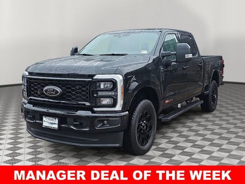 New 2026 Ford F250 Lariat w/ Black Appearance Package image 7