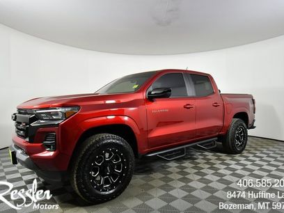 Used 2024 Chevrolet Colorado Z71 w/ Z71 Convenience Package 2