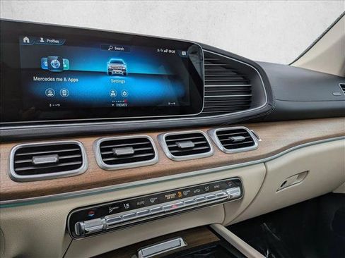 Certified 2023 Mercedes-Benz GLS 450 4MATIC image 13