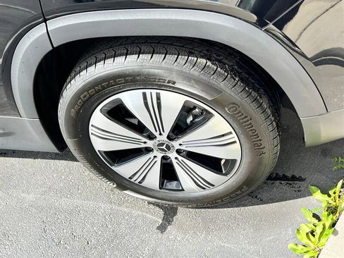 Used 2023 Mercedes-Benz EQB 300 4MATIC image 12