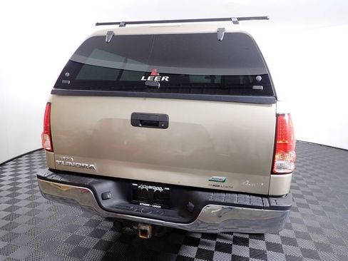 Used 2009 Toyota Tundra SR5 AWD/4WD image 17