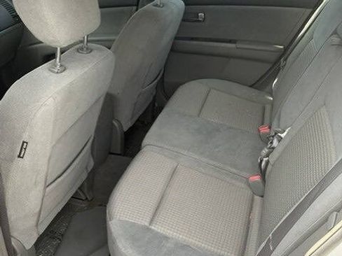 Used 2008 Nissan Sentra 2.0 S FWD image 3