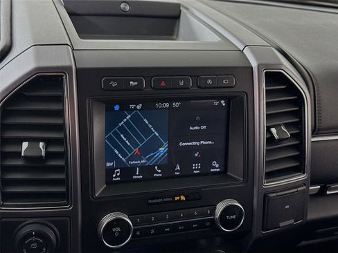 Used 2019 Ford Expedition Platinum image 9