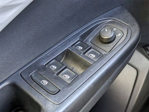 Used 2024 Volkswagen Taos S image 22