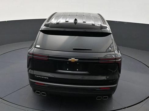 Used 2024 Chevrolet Traverse LS FWD image 15