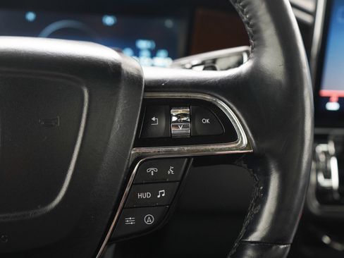 Used 2024 Lincoln Navigator L Black Label AWD/4WD image 32