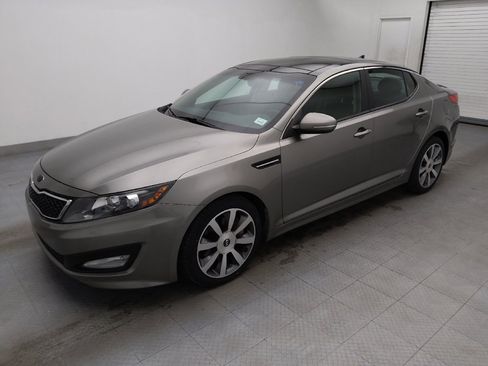 Used 2013 Kia Optima SX w/ Premium Touring Pkg image 2