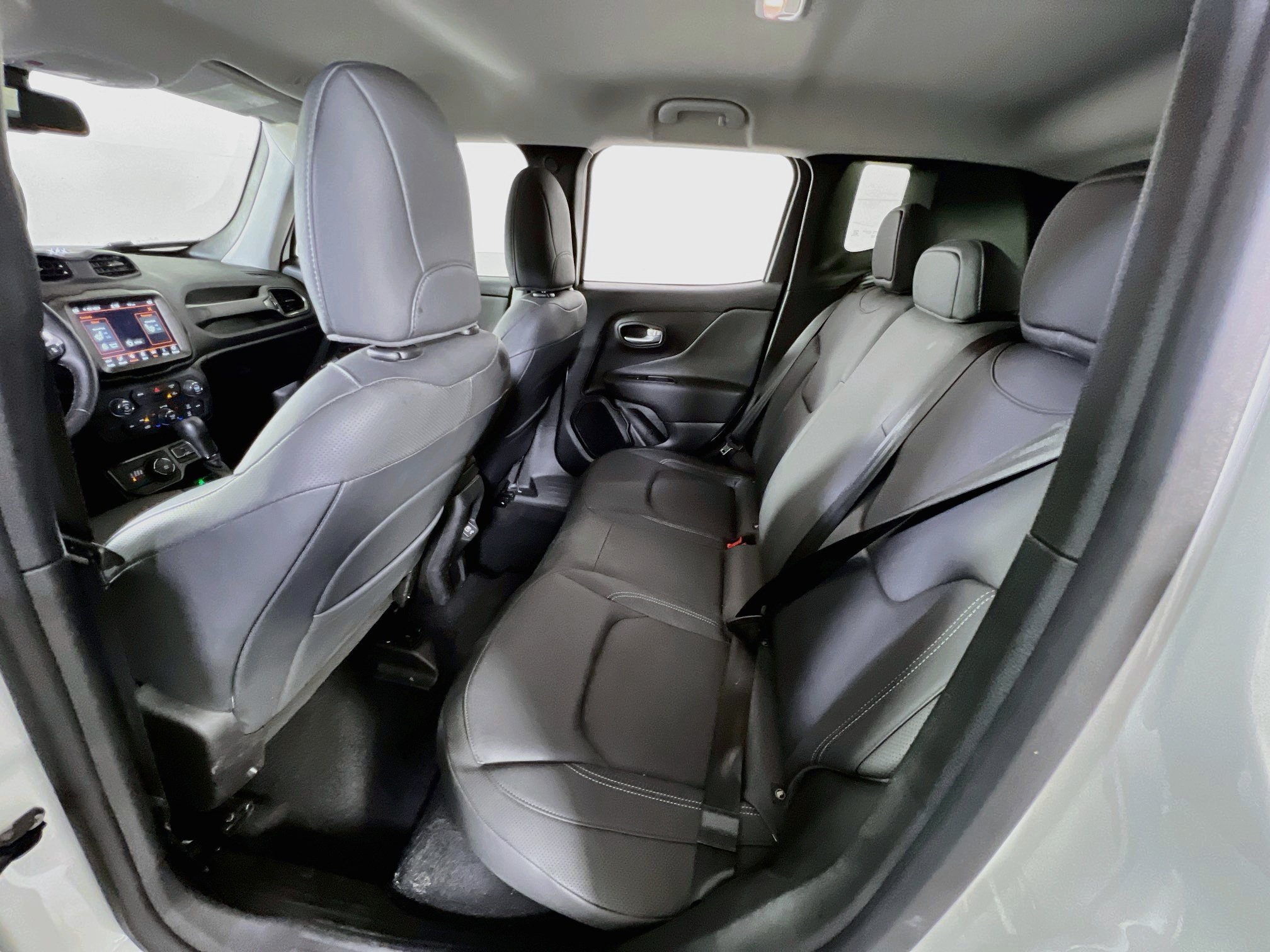 Used 2023 Jeep Renegade Limited AWD/4WD image 24