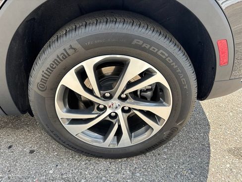 Certified 2023 Buick Envision Essence AWD/4WD image 9