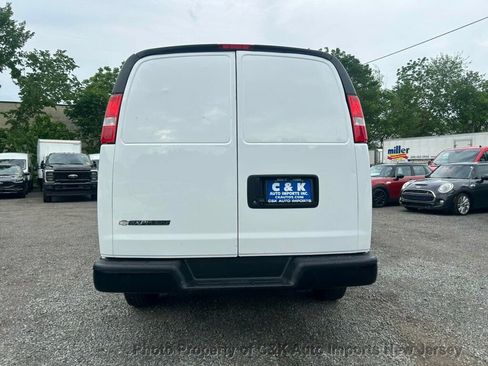 Used 2021 Chevrolet Express 2500 w/ Driver Convenience Package RWD image 11