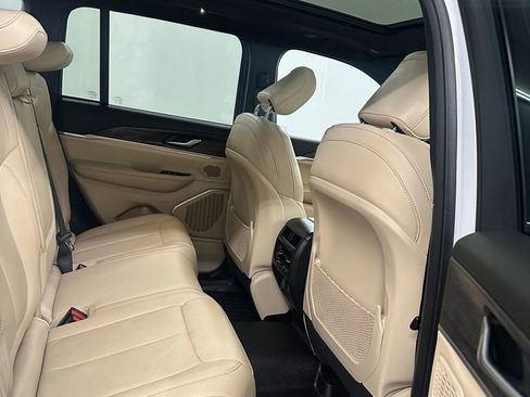 Used 2022 Jeep Grand Cherokee Limited 4xe AWD/4WD image 32
