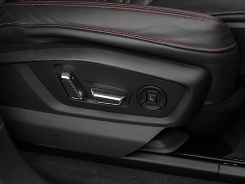 Used 2021 Audi RS Q8 image 36