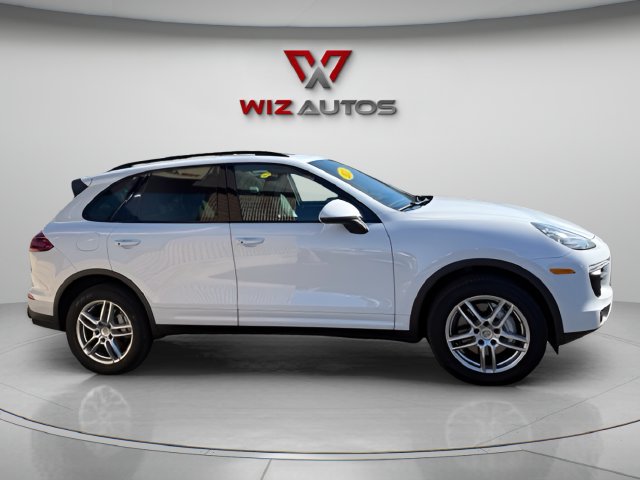 Used 2017 Porsche Cayenne S AWD/4WD image 6