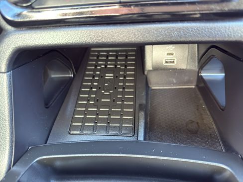 Used 2025 Ford Ranger XLT w/ Equipment Group 301A High image 21