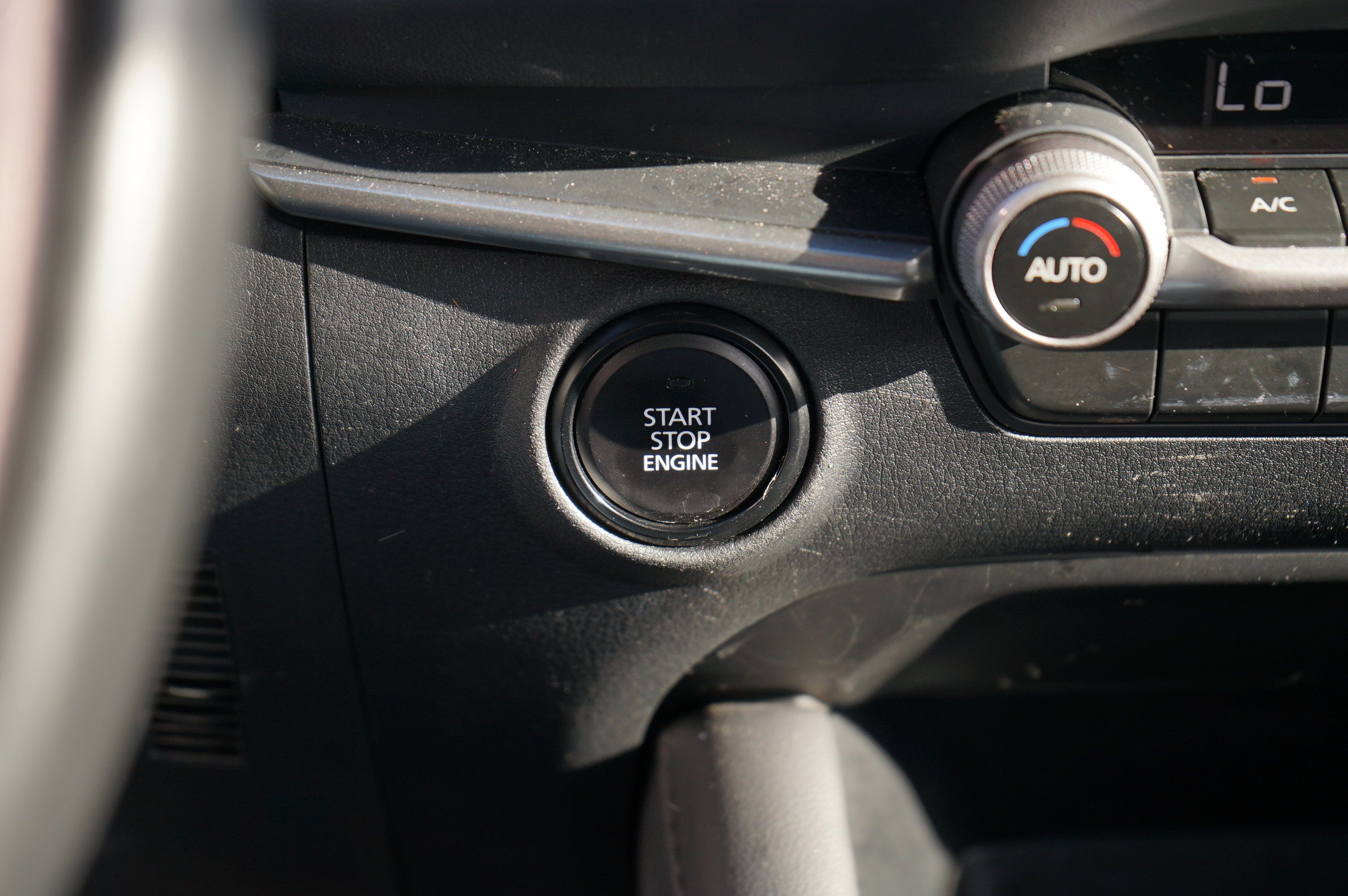 Used 2024 MAZDA MAZDA3 s FWD image 24