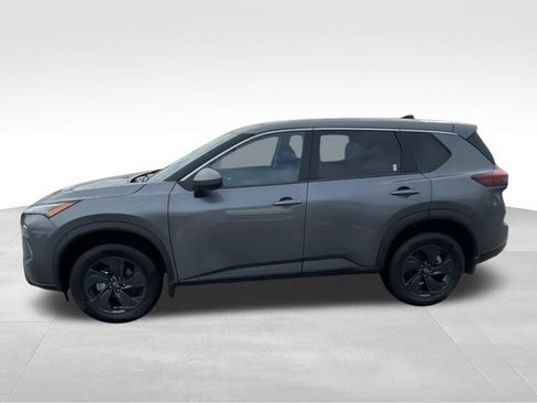 New 2026 Nissan Rogue SV w/ Cold Weather Package AWD/4WD image 4