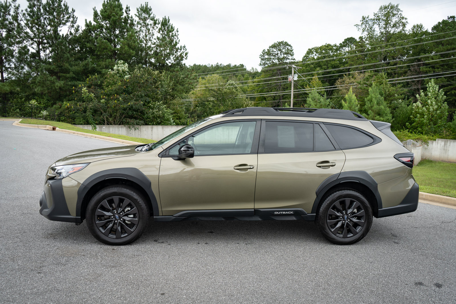 Used 2025 Subaru Outback Onyx Edition AWD/4WD image 5