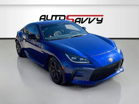 Used 2024 Toyota GR86 Premium image 1