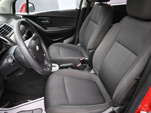 Used 2016 Chevrolet Trax LT AWD/4WD image 20