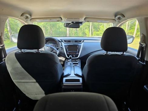Used 2020 Nissan Murano SV image 19