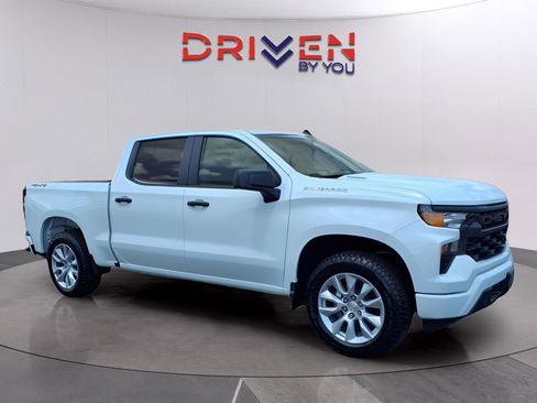 New 2025 Chevrolet Silverado 1500 Custom image 7