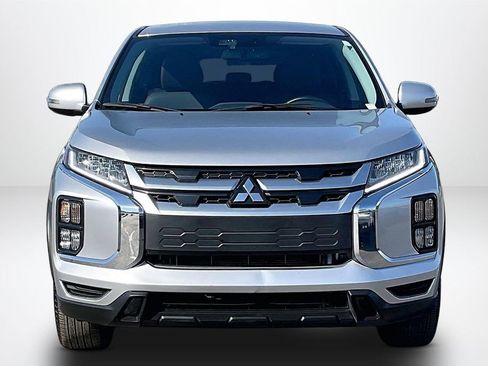 Used 2024 Mitsubishi Outlander Sport SE image 2