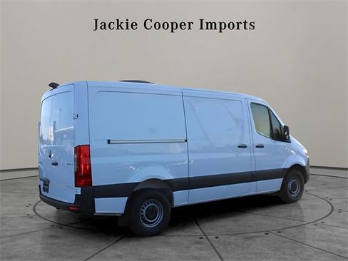 New 2025 Mercedes-Benz Sprinter 2500 image 3