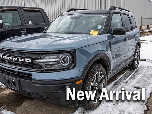 Used 2024 Ford Bronco Sport Outer Banks w/ Tech Package image 1