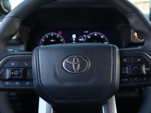 New 2025 Toyota 4Runner Trailhunter image 9