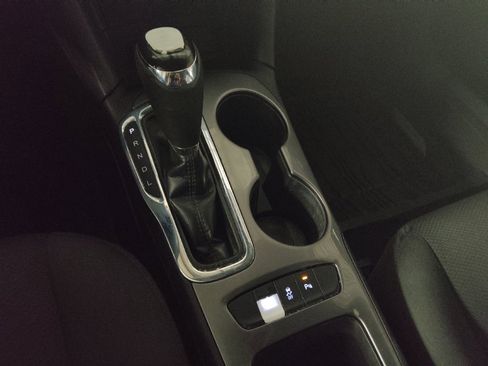 Used 2019 Chevrolet Cruze LT w/ Convenience Package image 26