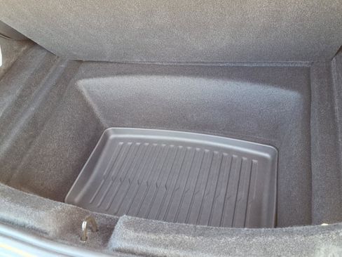 Used 2025 Tesla Model 3 RWD image 32