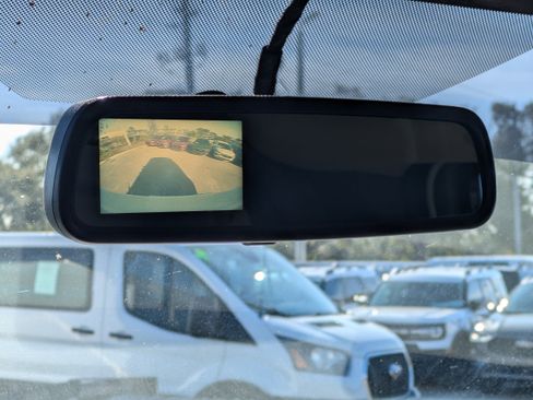 Used 2018 Chevrolet Express 3500 w/ Power Convenience Package image 22